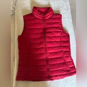 Red Amazon vest 
Size small 
Never worn brand new